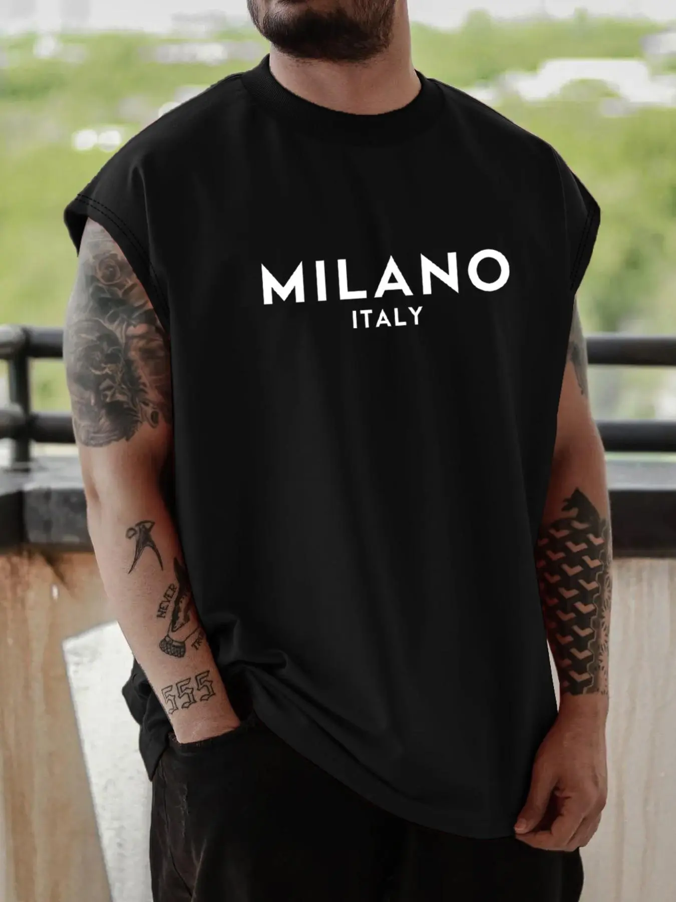 Men's Letter Print Round Neck Tank Top, Loose Casual Street Sleeveless Top for Daily Wear, Men's Clothes for All Seasons
