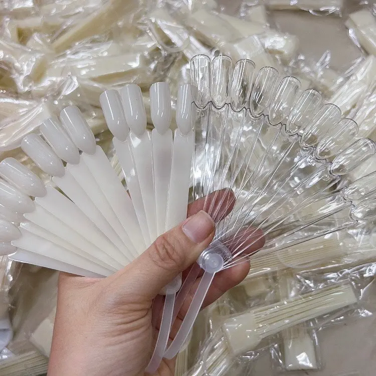 Que vuông tập sơn, vẽ nail gói 12 que