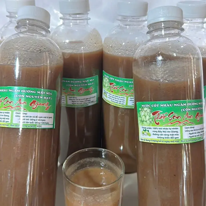 6 chai nước cốt Nhàu ngâm đường cát vàng mật mía không biến đổi gen chai 1kg, chính hiệu Thất Sơn An Giang 6 chai 6kg 1