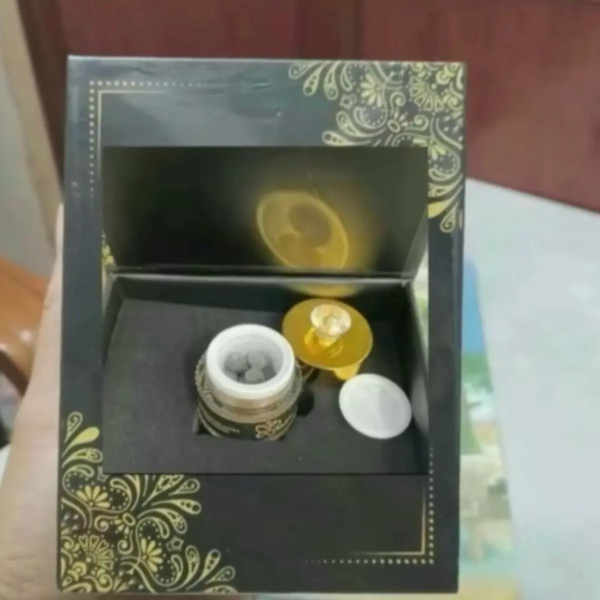 { Có che tên } Hạt Ngọc dạng viên, Hỗ  trợ  làm sạch , dưỡng  ẩm  dành cho nữ, hộp  10 viên