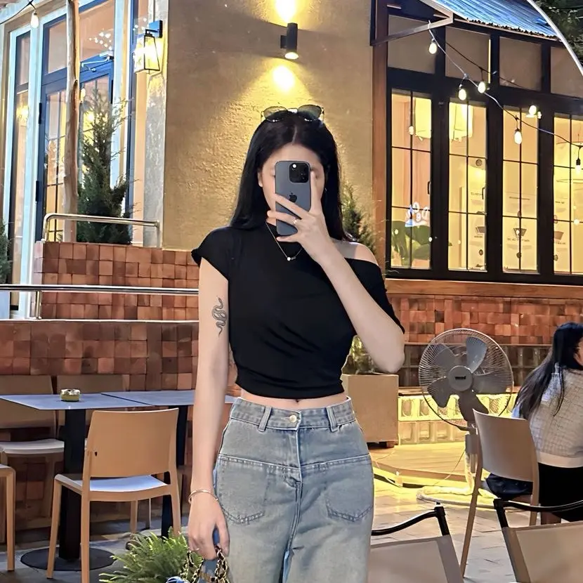 Áo croptop trễ vai thun mịn đen AZK01 dành cho nữ. Shop Hoàng Thị Phượng- Women