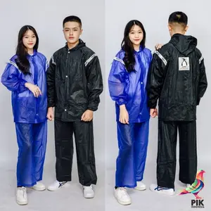 SETELAN FERRARI BLACK PENGUIN Jas hujan PENGUIN size XL JAKET CELANA