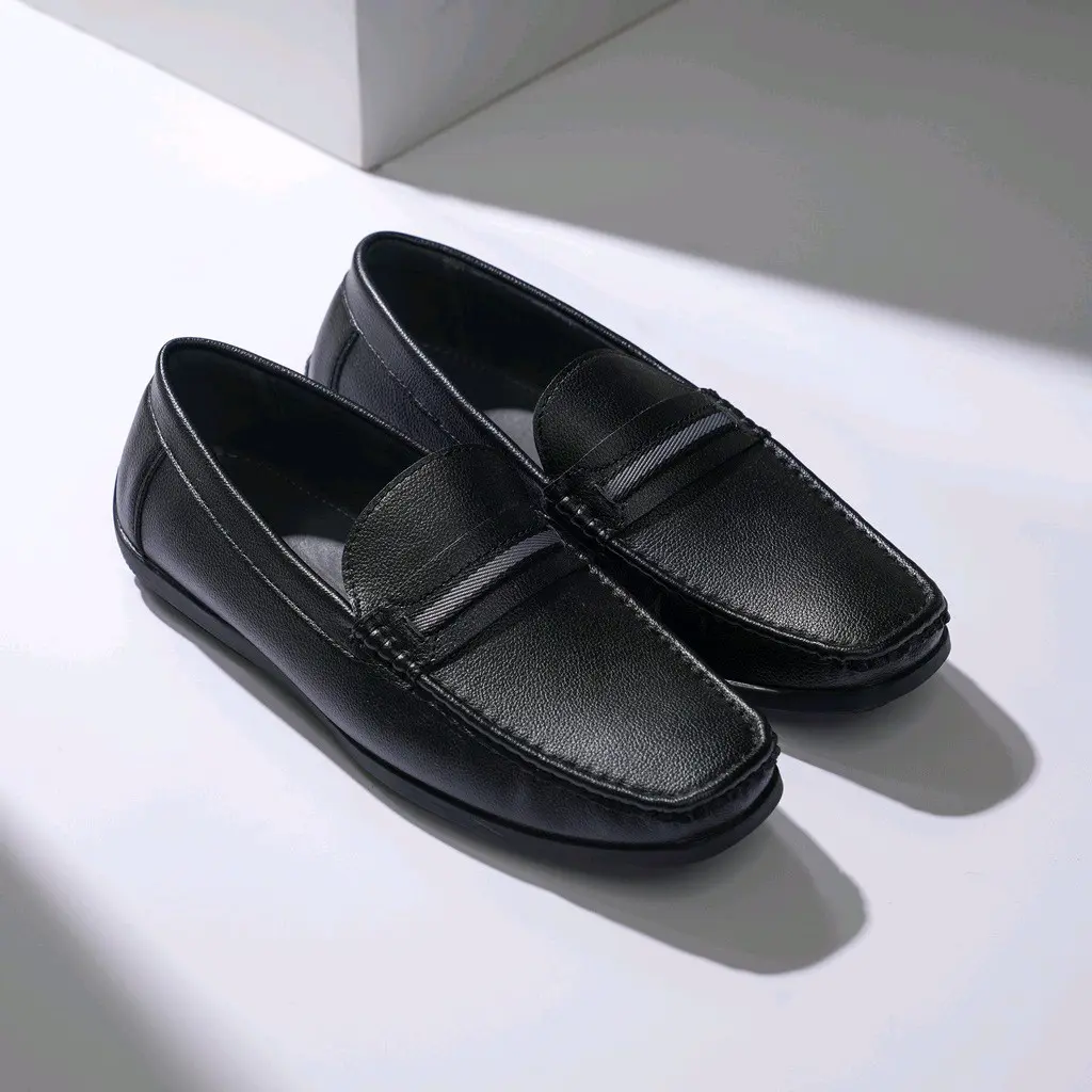 Gabino Sepatu Pria Moccasin Slip On - G2BB2008 Hitam Kerja