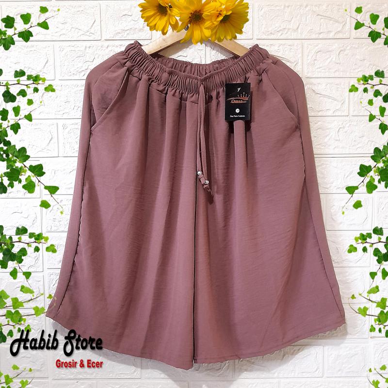 Product Introduction of Celana kulot JUMBO pendek dari bahan cringkel berkualias bisa di pakai sehari-hari Shorts Wanita 2