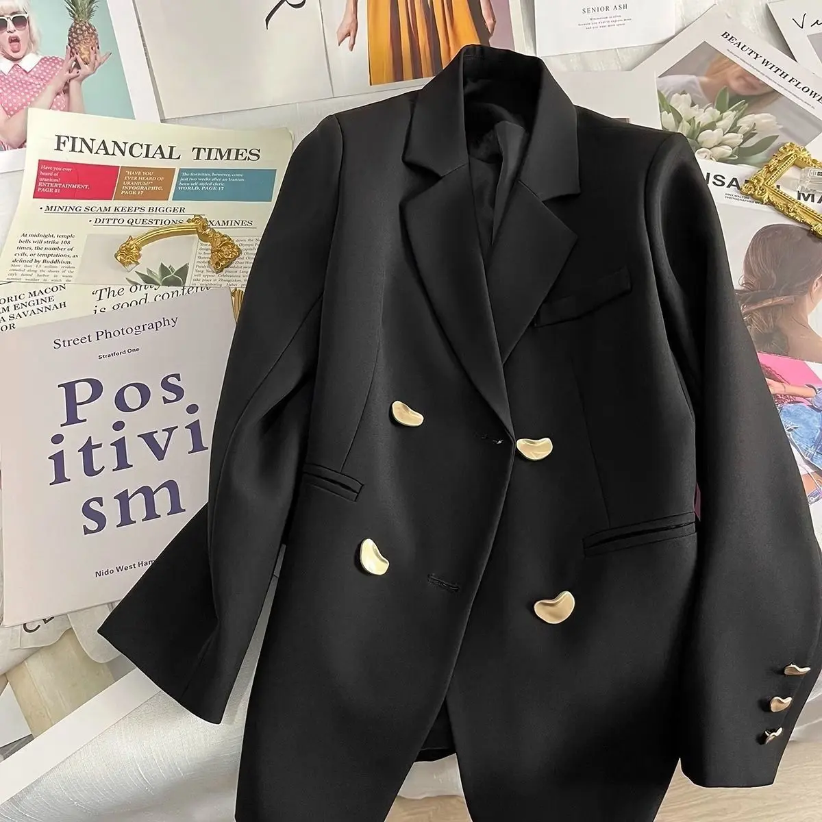 Áo Blazer Nữ YUKE68 Phối Cúc Tim Có Đệm Vai Vest Nữ Style Công Sở Thanh Lịch Có Bigsize Chất Vải Mềm Mại - HV76