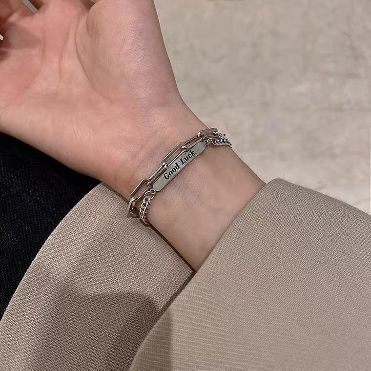 Product Introduction of สร้อยข้อมือสองชั้นเหมาะสำหรับผู้ชายและผู้หญิง โซ่ประกบฮิปฮอปส่วนบุคคล อุปกรณ์เสริมเทรนด์ 12