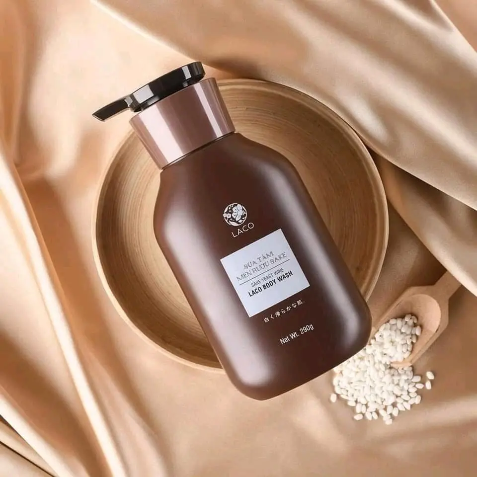 SỮA TẮM MEN RƯỢU SAKE -Sữa tắm trắng da -LACO Hữu cơ