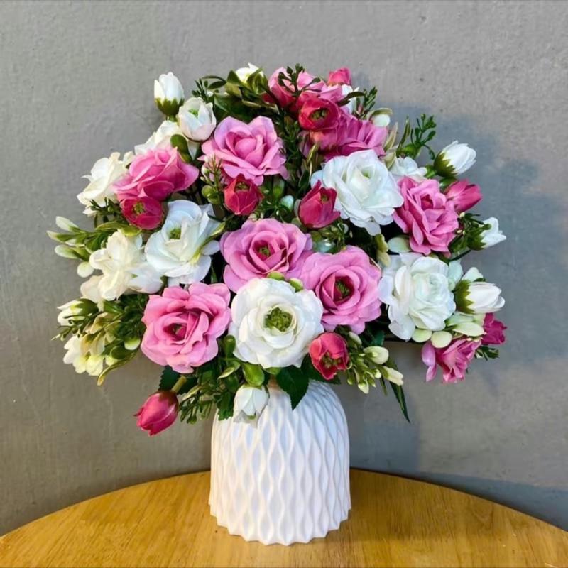 combo 4 cành Tặng 1 Bình Nhựa Cứng Canh Hoa Hồng Tỉ Muội cao 25 cm cành 7 hoa ,7 nụ kèm Điểm Decor Phòng Phòng Khách Trang Trí Decor Bàn Trang Trí Nhà bình hoa hoa cốc