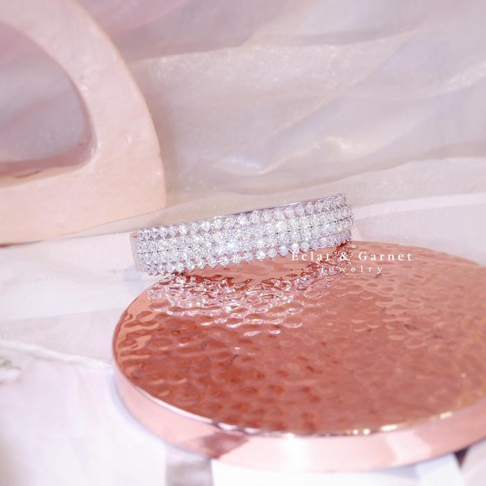 Gambar Eclat & Garnet - SPARKLING BARS BANGLE Accessories Gelang Bangle Wanita Gold Plated Mewah Elegant dari Eclat & Garnet Kota Administrasi Jakarta Barat Tokopedia