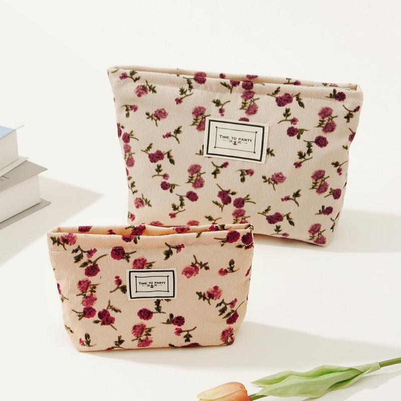 Product Introduction of Vintage Floral Pattern Makeup Bag Set, Large Capacity Cosmetic Storage Bag with Zipper, Versatile Makeup Organizer Pouch for Travel 11