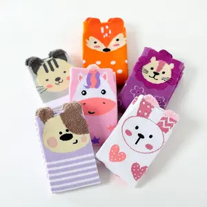 Kaos kaki panjang anak/ kaos kaki panjang anak motif karakter animal