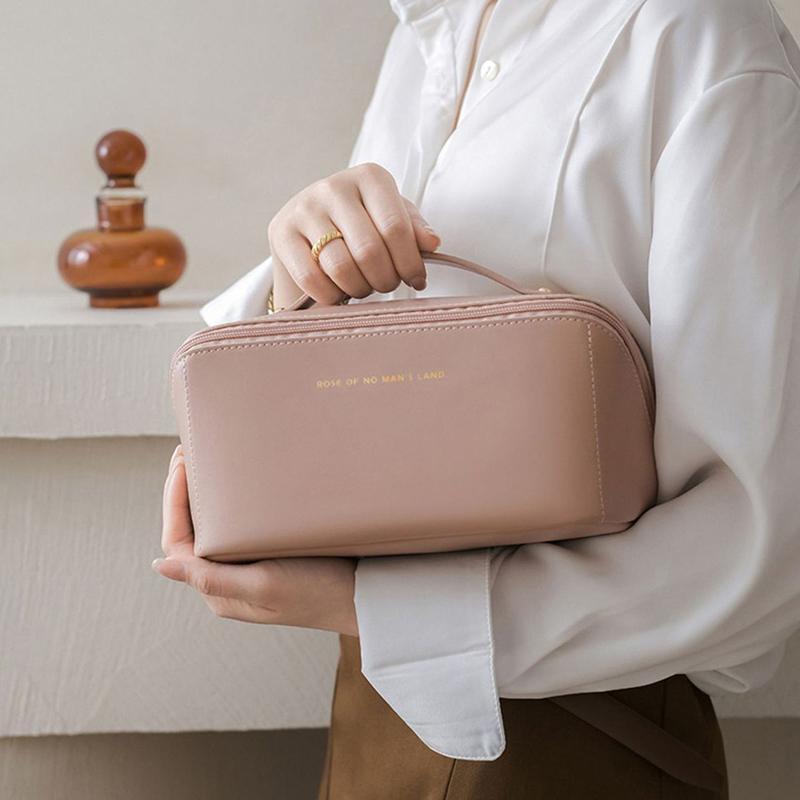Product Introduction of 【พร้อมส่ง】ที่เก็บเครื่องสำอางหนัง กระเป๋าใส่อุปกรณ์อาบน้ำหญิง กระเป๋าเครื่องสำอางผู้หญิง 18