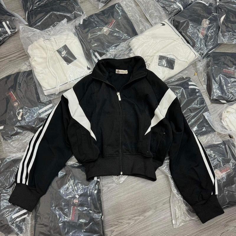 Áo khoác croptop đen trắng Menswear Jacket 0