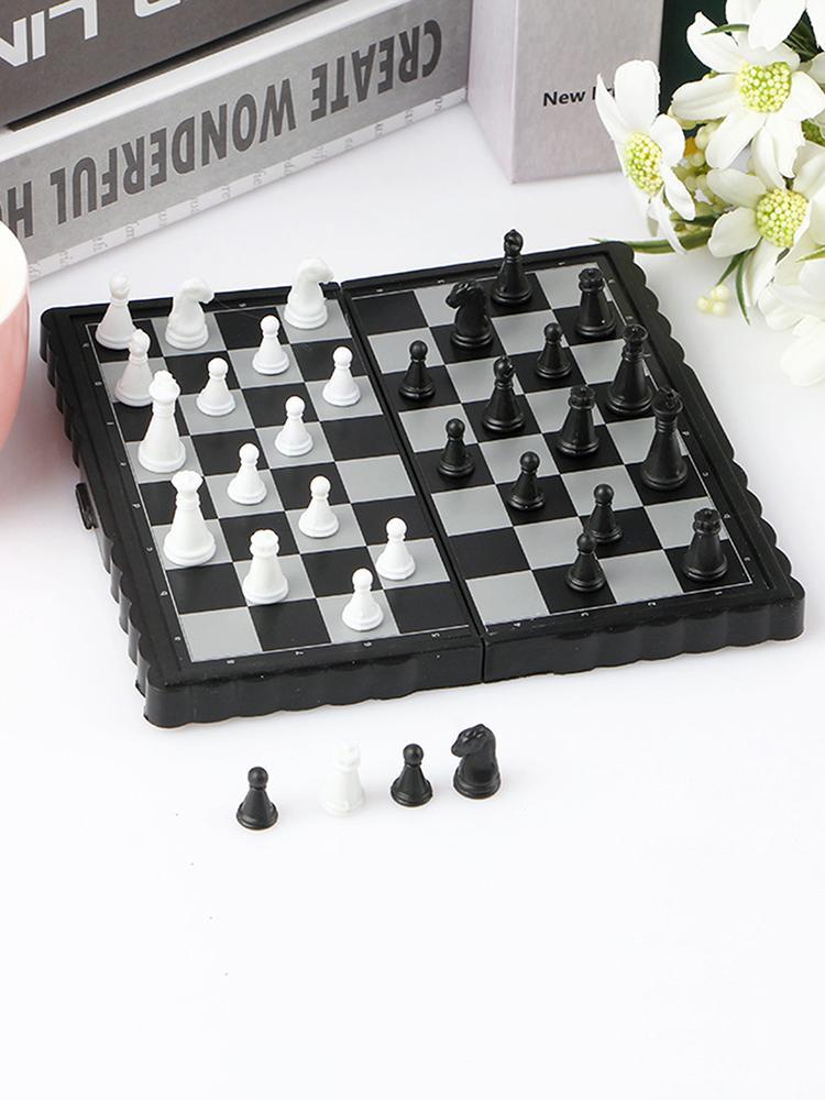 Product Introduction of Mini chess magnetic folding plastic board game portable magnet toy gift chess board set 14
