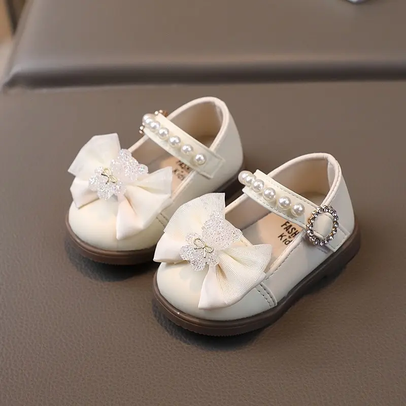 Giày búp bê cho bé gái da PU mềm đính hạt nơ nhỏ xinh xắn phong cách Hàn Quốc - Giày bệt đính nơ chibi gấu lấp lánh M9