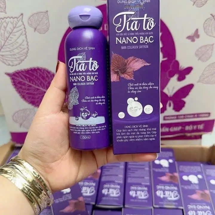Dung dịch vệ sinh nữ tía tô nano bạc chai 150ml Nữ Women 4