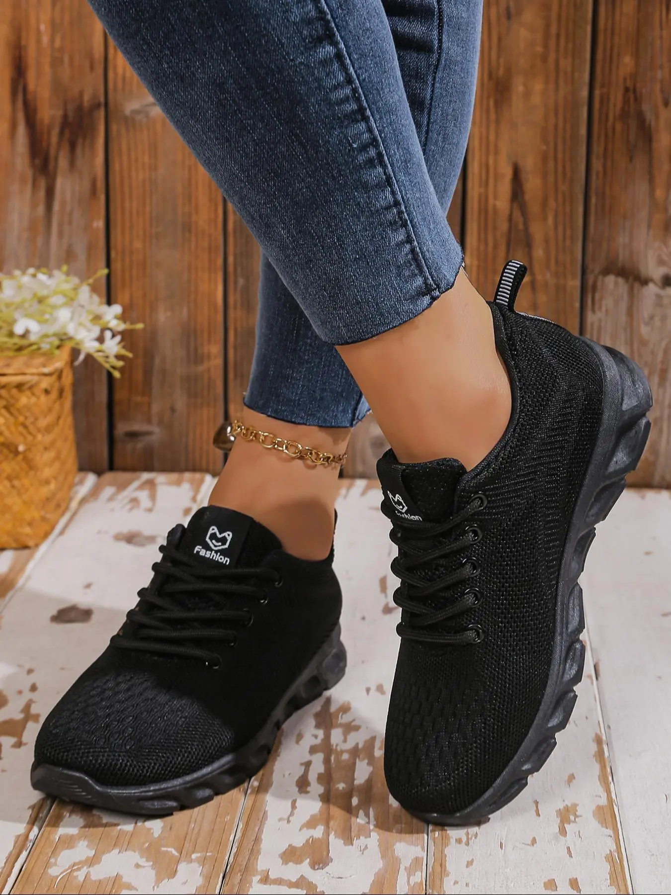 Women's Lace Up Running Shoes, Casual Comfortable Breathable Sports Shoes, All-match Round Toe Shoes for Daily Wear