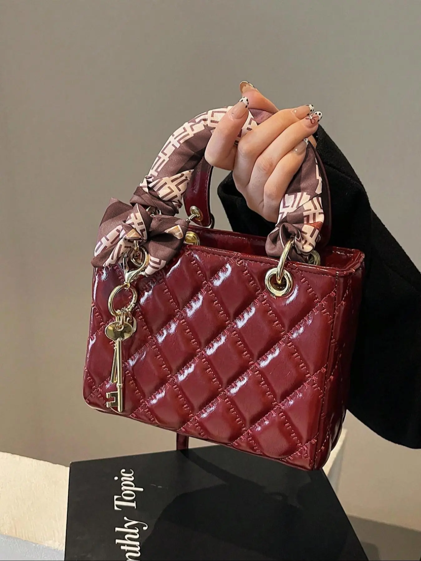 Women's Fashionable Quilted Design Handbag, Casual Versatile Shoulder Bag for Daily Used, Trendy All-match Commuter Bag, Purse