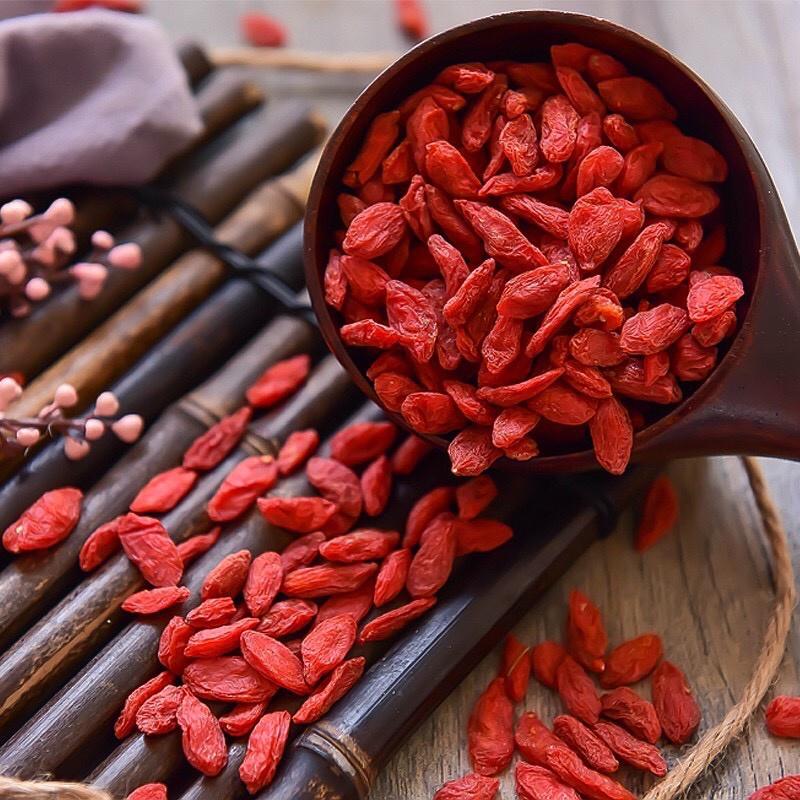 100g Kỉ Tử Đỏ Hạt To Sấy Khô Goji Berry Cao Cấp Vị Chua Ngọt Tự Nhiên Ăn Vặt Pha Trà Siêu thị thảo mộc Phương Nhi