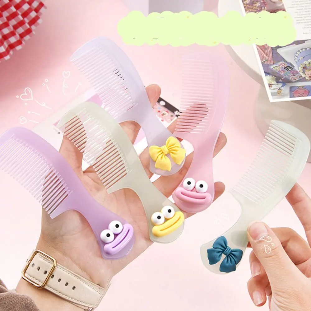 2 Pcs/bag Durable Portable Cartoon Mini Comb Plastic Candy Color Detangling Combs Fine-toothed Anti Static Hairdressing Comb Student