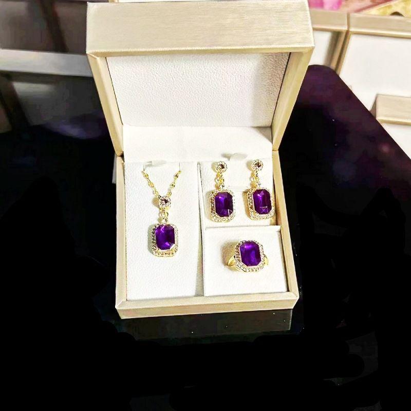Product Introduction of Green Necklace for Women, Emerald Green Earrings, Niche High-End Design Clavicle Chain, Versatile Jewelry 3-Piece Set 10