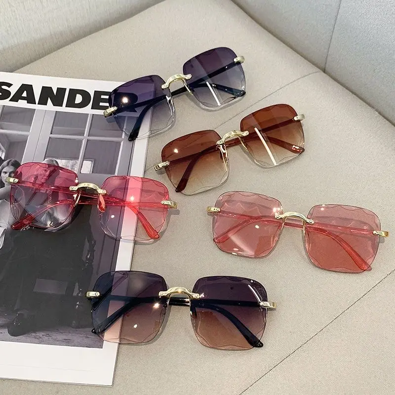 Kacamata Hitam Wanita Fashion Gaya Tanpa Bingkai Terbaru Murah Frame Lensa Sunglasses ootd  kacamata 3
