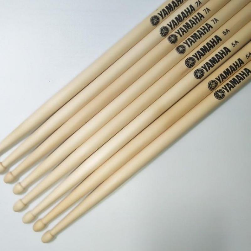 Product Introduction of Drum Sticks Wood Drumsticks Professional Drum Sticks for Beginners Practice 1