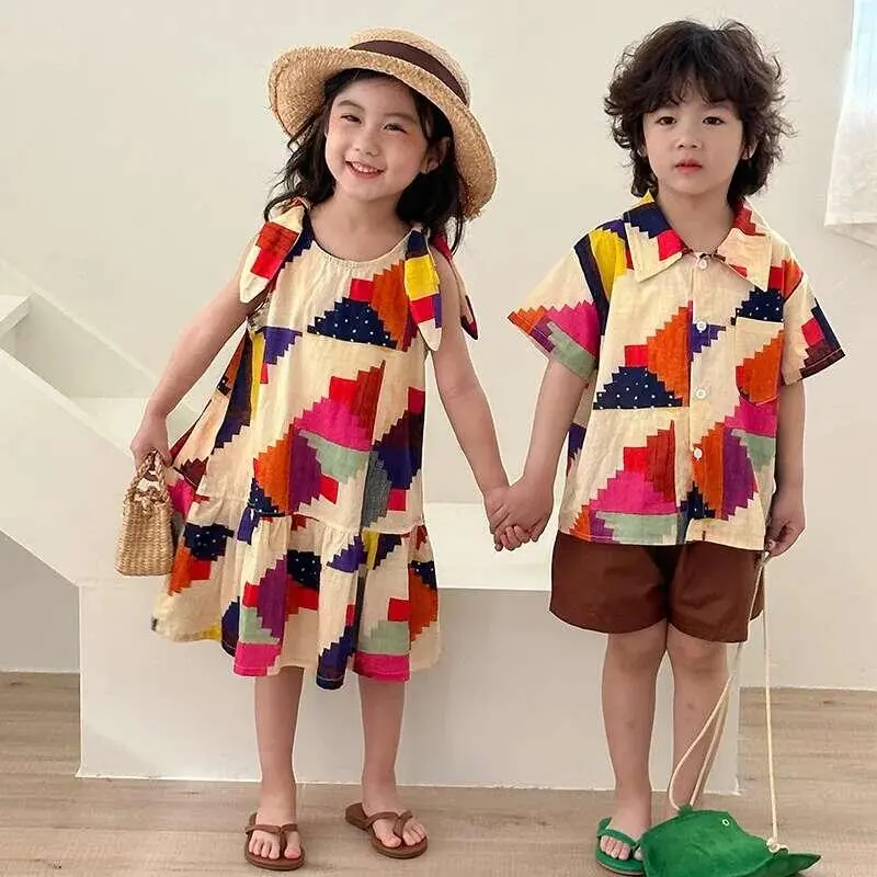 Summer Children's Vacation Style Sibg Attire 1-8Y Boy Lapel Shirt Shorts 2PCS Clothes Set Girls Geometric Sg Dress Outfits