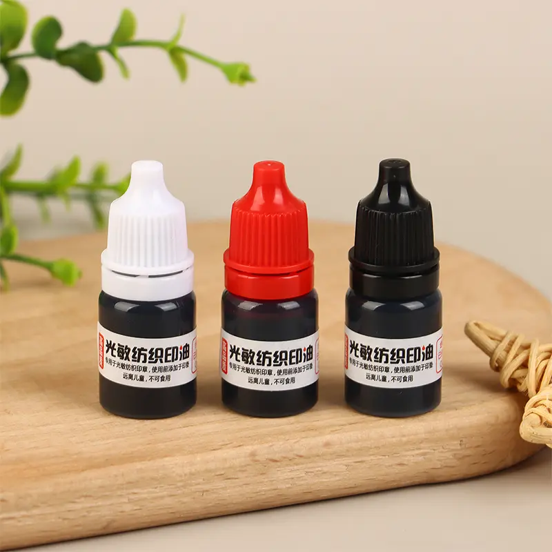 Waterproof And Non Fading Clothes Stamp 5ml Red Blue Black DIY Fabric Textile Seal Stamp Printing Oil Refill Ink Photosensitive