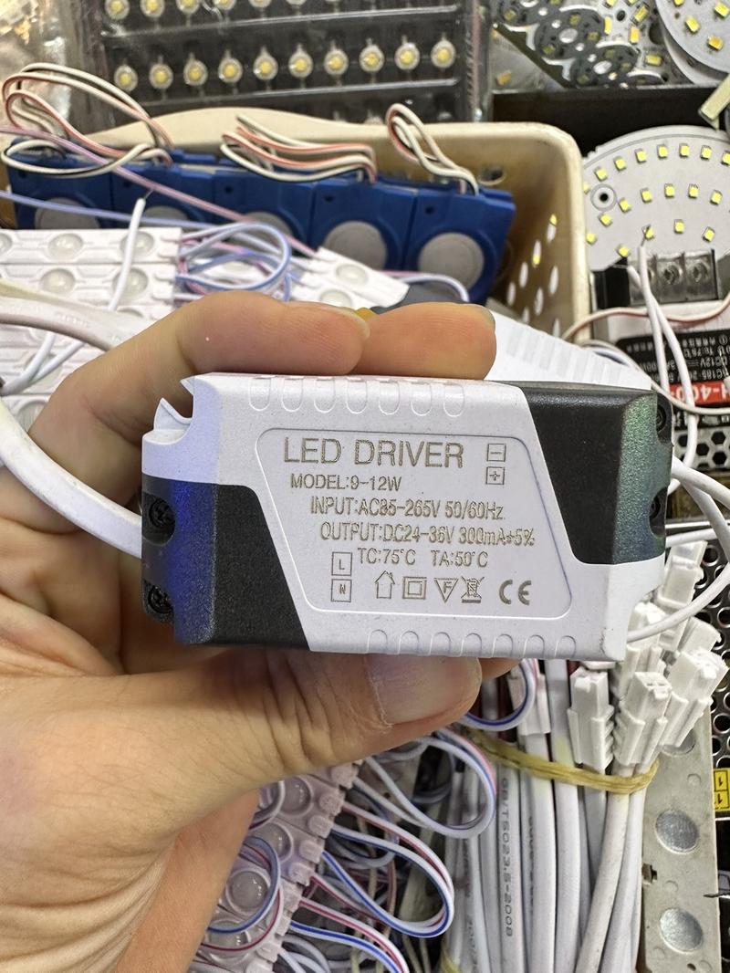 Product Introduction of Chấn lưu cho led 5w , 7w , 9w , 12w, 15w , 18w, 24w , 36w , 50w 10