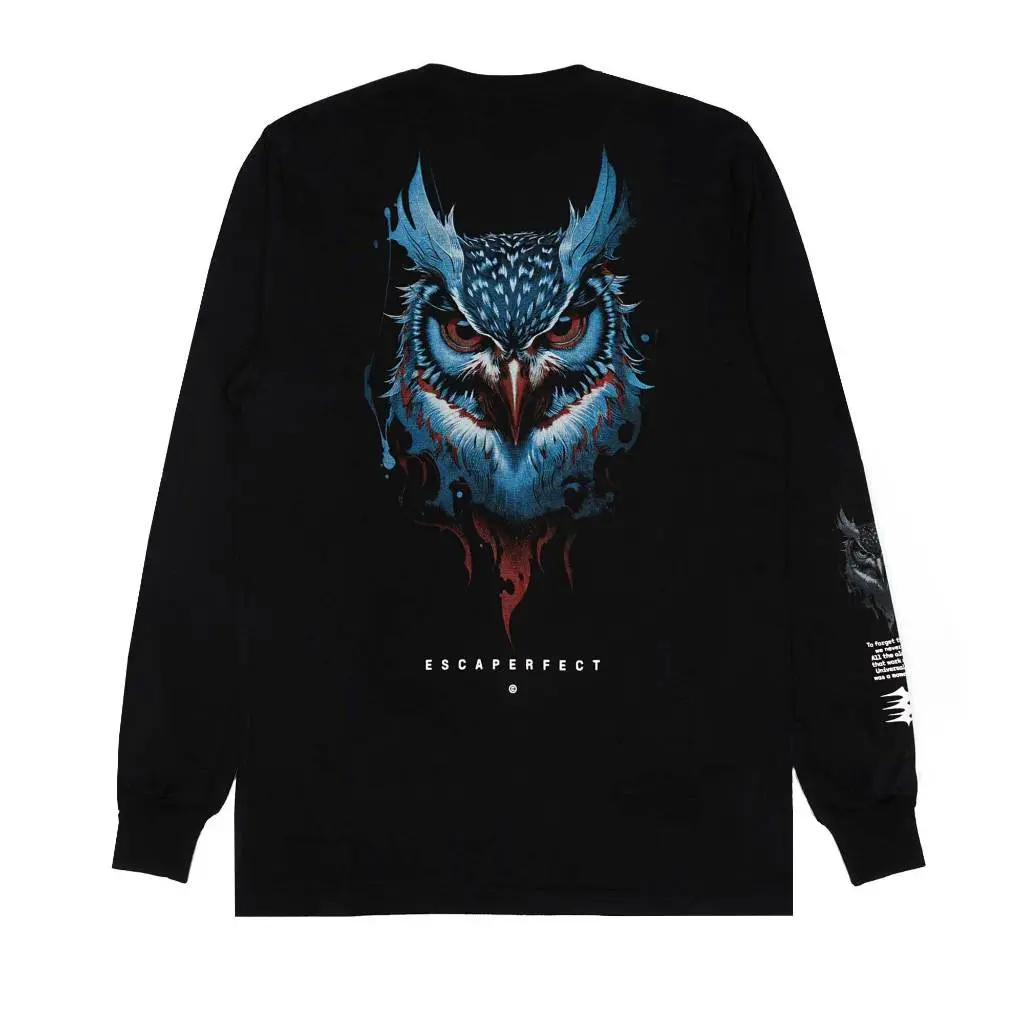 Escaperfect Longsleeve Embraced The Darkness - Black