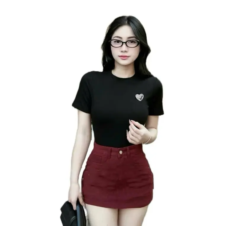 [A20] Áo Thun Cổ Tròn Thêu Tim Thuỳ Linh Store 3