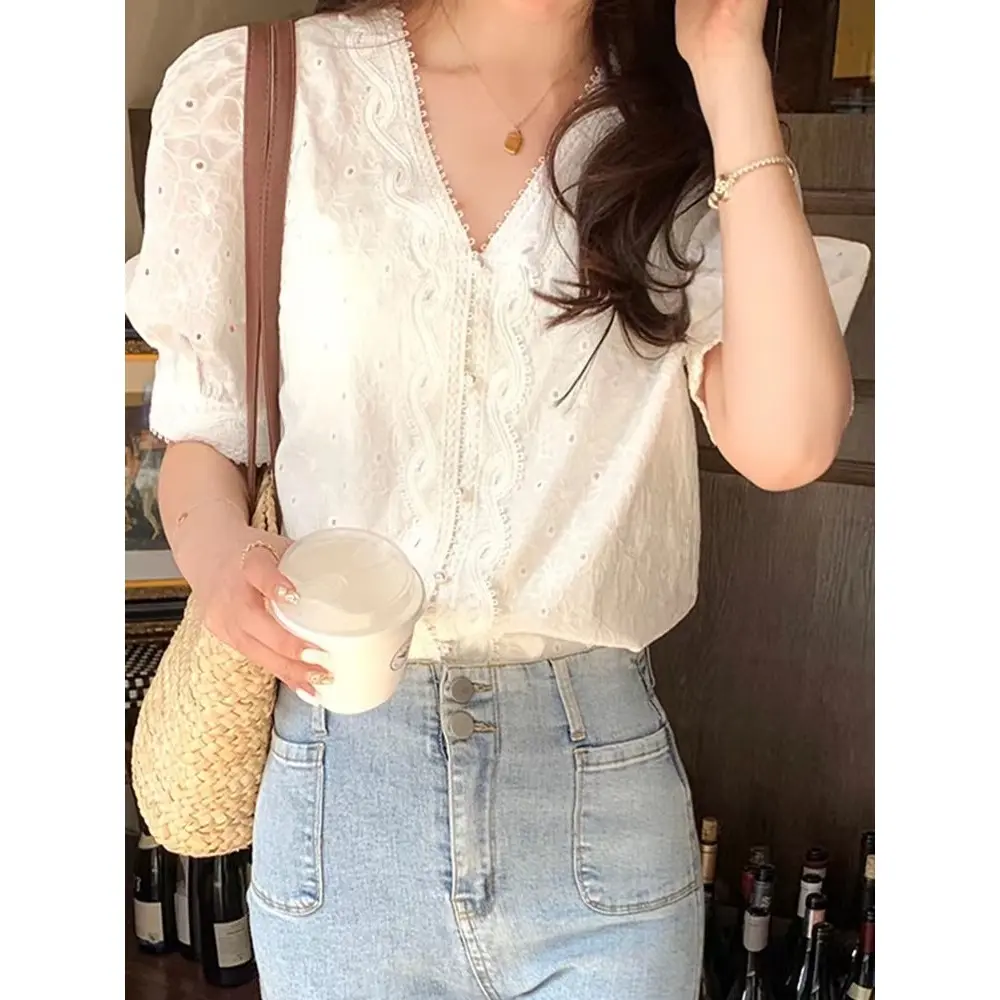 Summer All-Match V-Neck Embroidered Short-Sleeved Fashion Shirt Women