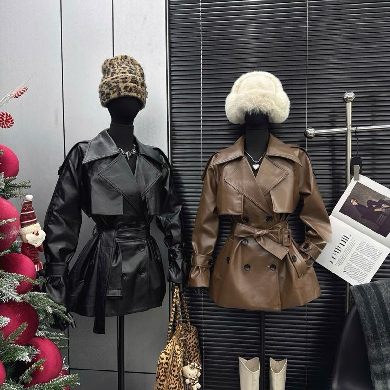 ￼Áo Manto Da Bóng Tay Dài Bồng Phong Cách Cá Tính Sang Trọng Thời Thượng TM04 - TagMe Jacket Kem Top Đỏ 1