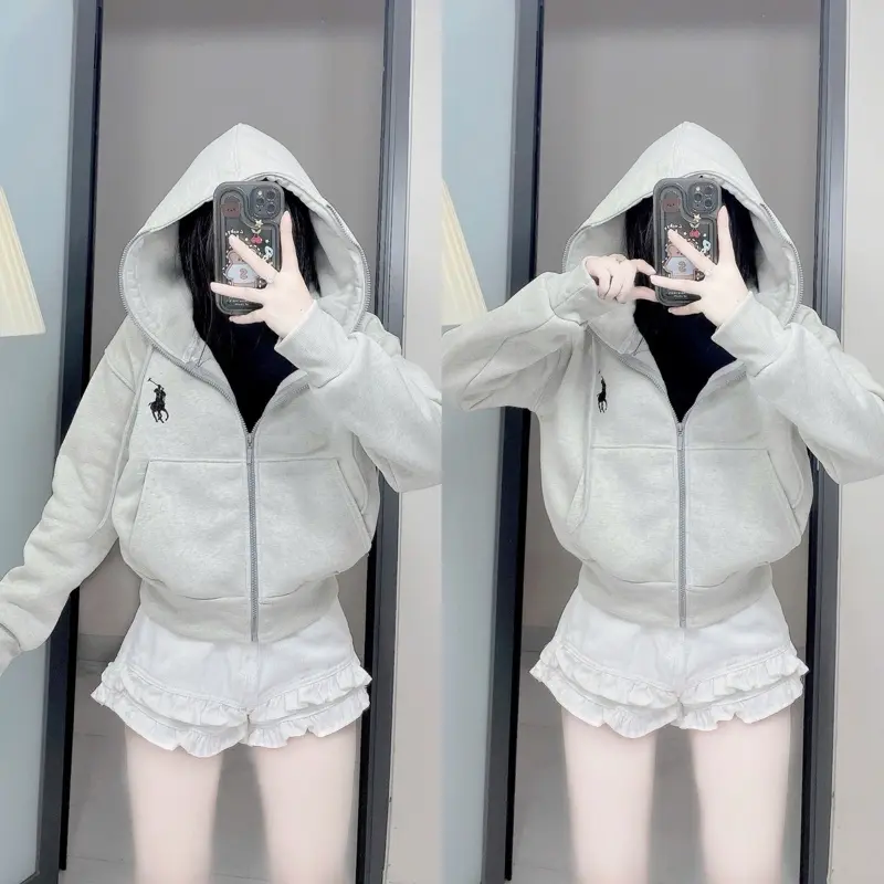 Áo khoác Nỉ bông Logo Hình Thêu phom basic thích hợp mùa thu đông