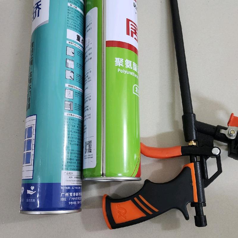 Dụng Cụ Bơm Foam Xịn+ 1 chai Foam950ml+ 1 Chai rửa 7