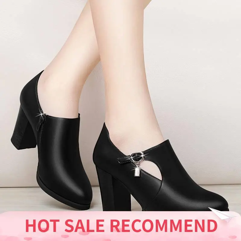 .❤Ready stock.❗️ 35-40❗️ Women's sports shoes cheap sport shoes clear special stock with single shoes female thick mouth pointed toe new high heel shoes mother boat leather