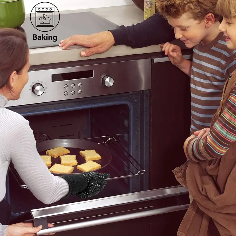 Heat Resistant Silicone Barbecue Glove, 1 Count Non-slip Grilling Glove, Travel Accessories, Household Long Kitchen Oven Glove for Baking, Cooking, Cutting 2
