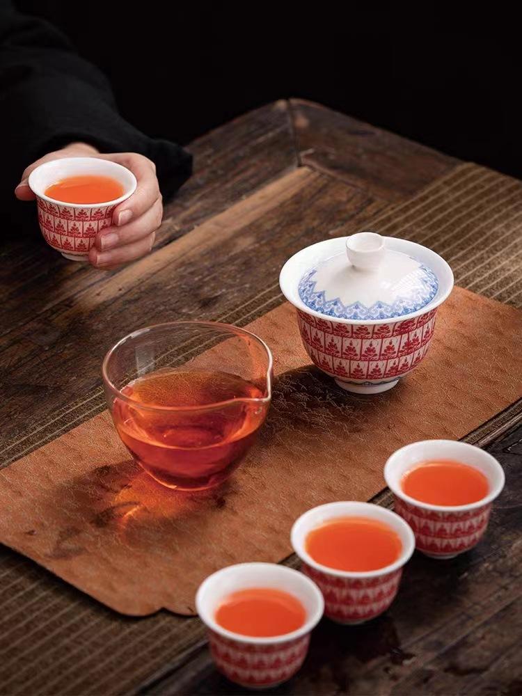 Product Introduction of Exquisite Blue and White Porcelain Tea Cup Set for Tea Lovers 9