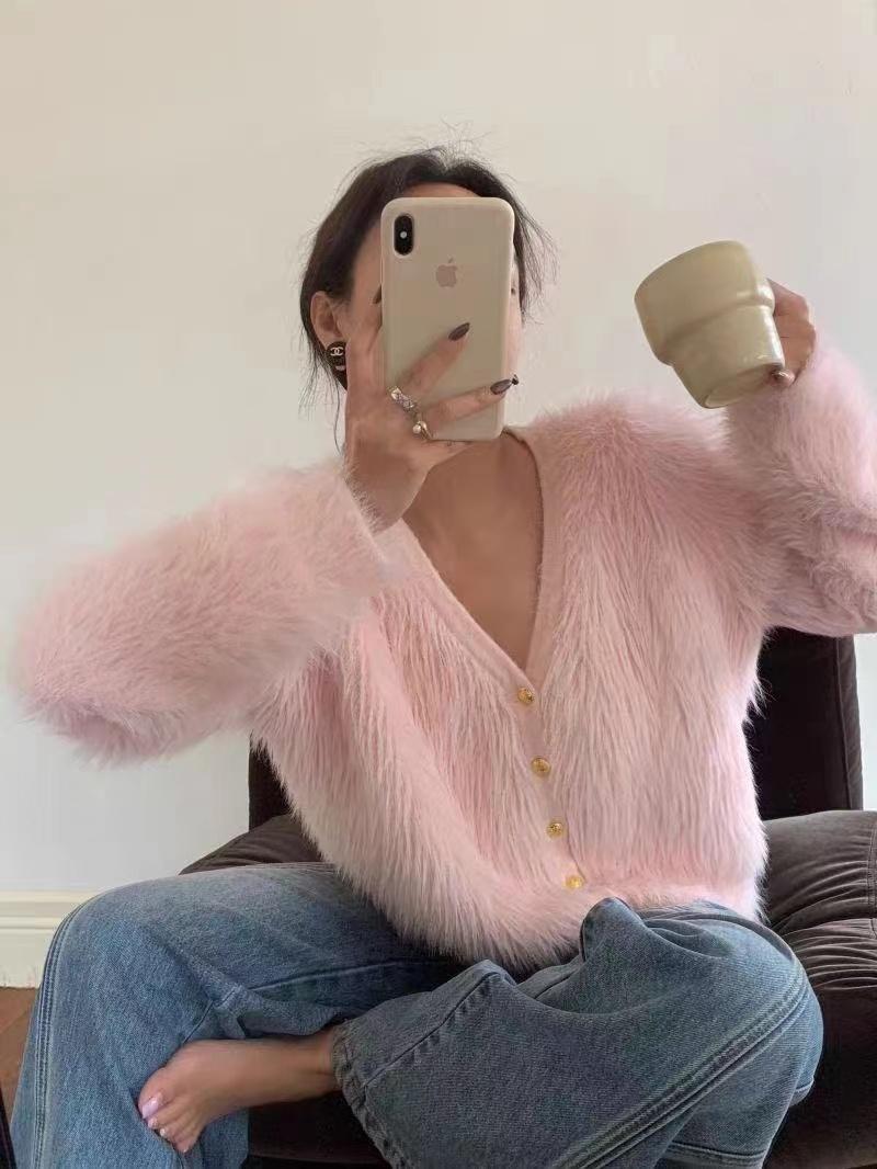 Product Introduction of Korean Style Pink Sweater Jacket Mohair Knitwear Loose Knit Cardigan croptop Knitted Sweater 8