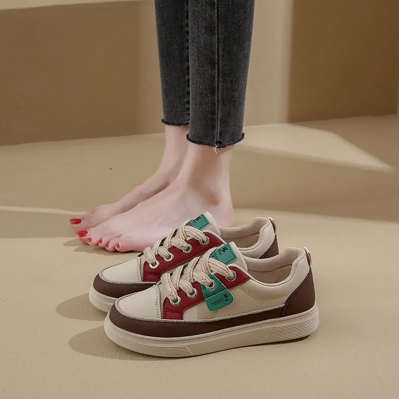 Giày Da NỮ Thể thao  - Phong cách Hàn sneaker- Fom gọn Shoes - (Đ)