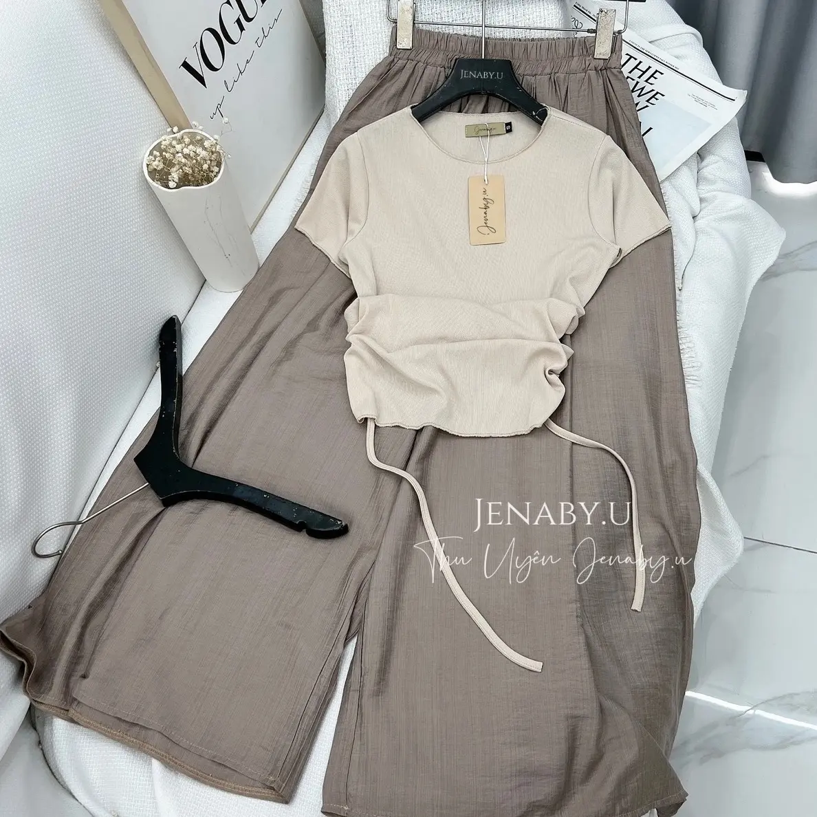 Thanh lí tặng set bộ kiểu trẻ trung new