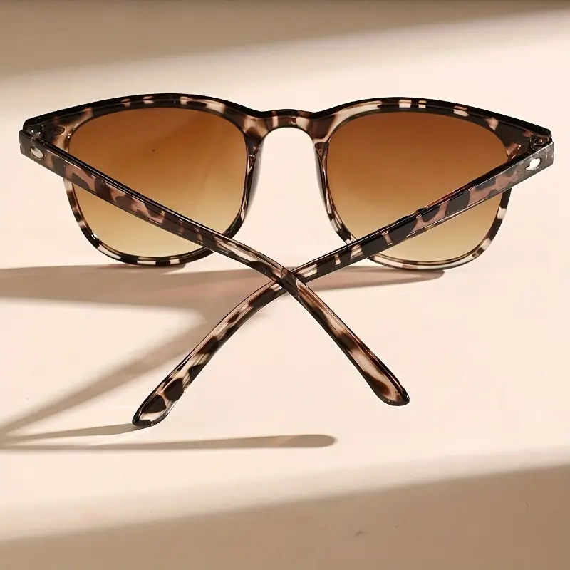 Retro Square Fashion Glasses for Women & Men - Casual Gradient Tortoiseshell Shades with Anti-Reflective Lenses, Perfect fors 1