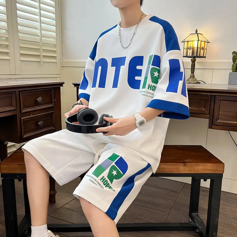 Bộ Đồ Thể Thao Đi Chơi Trẻ Trung Cho Nam, Bộ Đồ Hai Mảnh Hợp Xu hướng Bộ Đồ Ngắn Tay Dáng Rộng Phong Cách Hồng Kông, Bộ Đồ Ngắn, Thích Hợp Cho Mùa Hè 2024