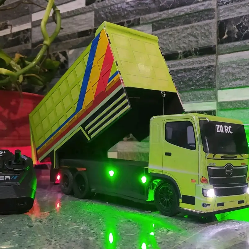 truk oleng tronton_truk oleng_Mainan Anak_truk kece_oleng murah Set Hadiah Beraneka warna Game Cowok Cewek Anak Mainan Miniatur  Truck Control Remote Game Cowok Beraneka warna Pengendali Jarak Jauh Perkembangan Anak Red 4