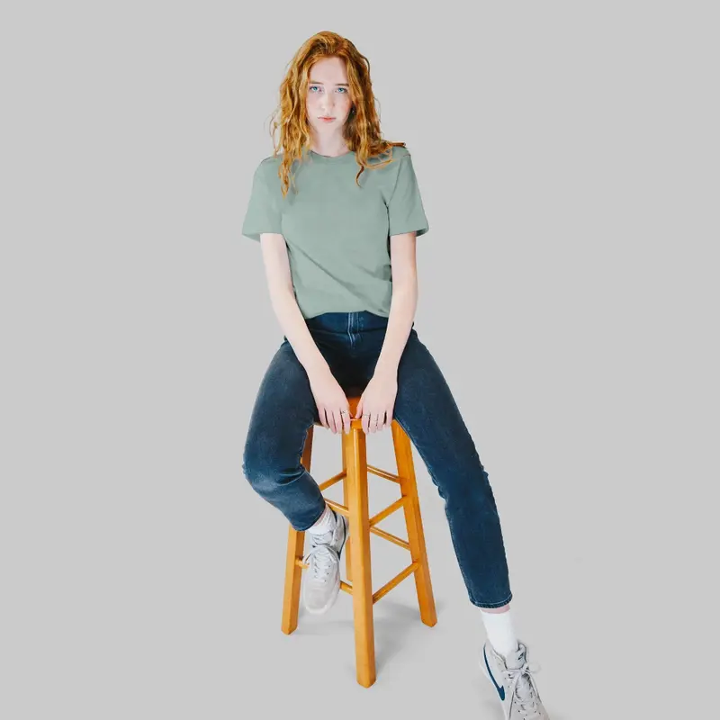 Kaos Polos Distro Lengan Pendek Pria Wanita katun polyester Olive Lembut Nyaman baju  katun Atasan Hitam 0