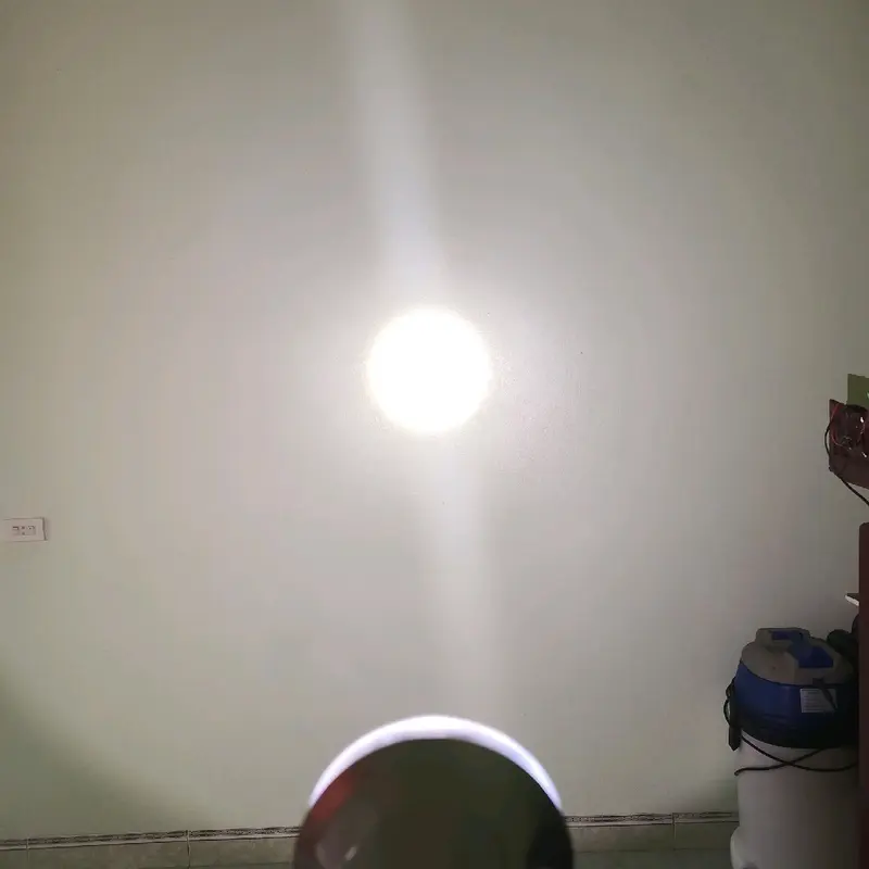 Đèn Pin Đội Đầu Siêu Sáng YQ A18 Ánh Sáng Mạnh Toả Rộng Chiếu Xa. led 10w Dung lượng 2 pin đènpin 8