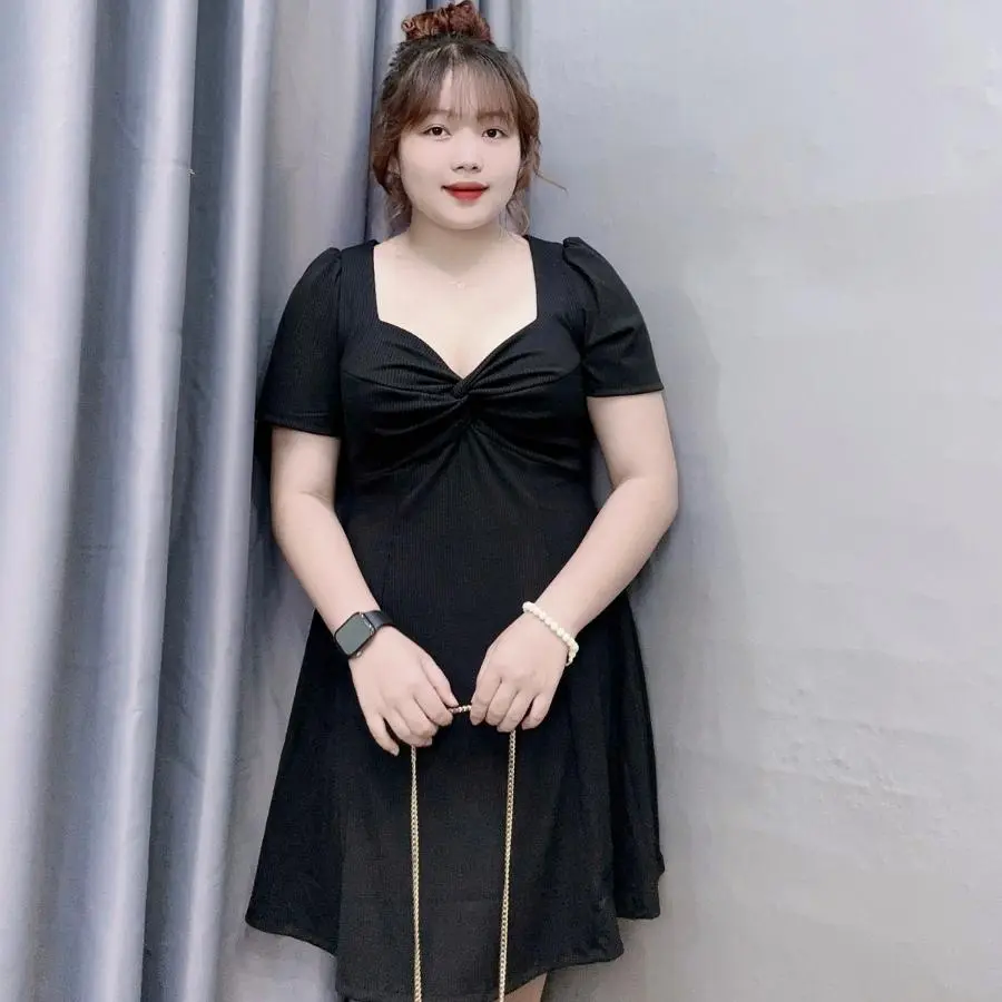 Đầm thời trang Bigsize tay ngắn liền thân cúp ngực cổ xoắn dáng xòe, Váy big size chất gân tăm co giãn sang trọng trẻ trung G81