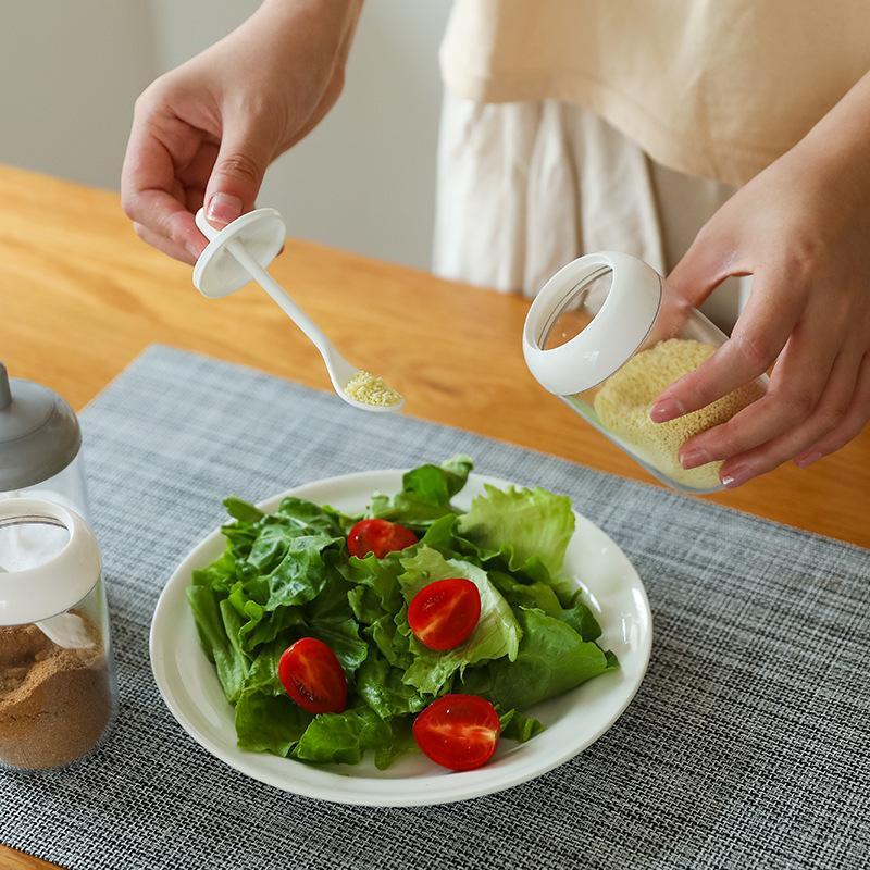 1pc Creative Seasoning Bottle Household Sealed Restaurant Kitchen Milk Bottle Style Seasoning Box 2