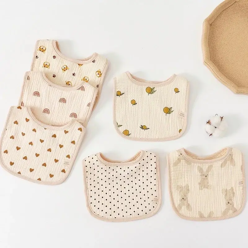 Yếm Xô U Vuông Muslin 2 Khuy Bấm Mềm Mịn Thấm Hút Nền Màu Kem Cho Bé - Yếm Cotton Organic Cao Cấp - Voi